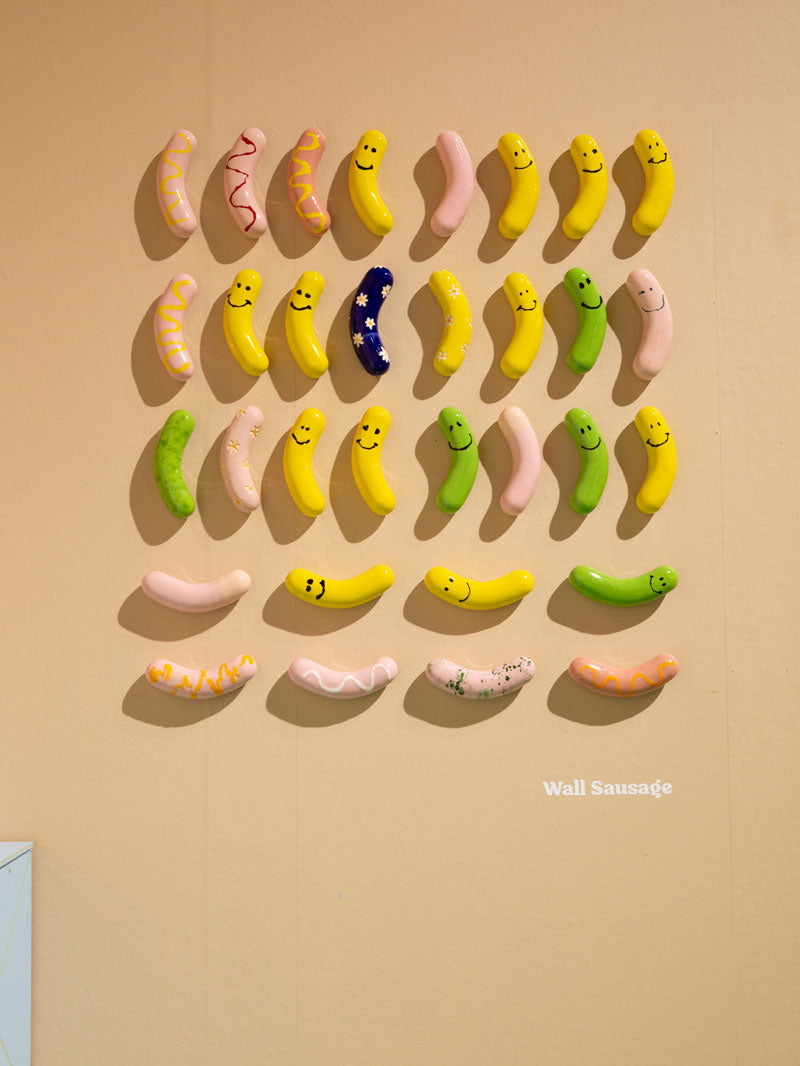 Wall Sausage Smile - Mutrusuu