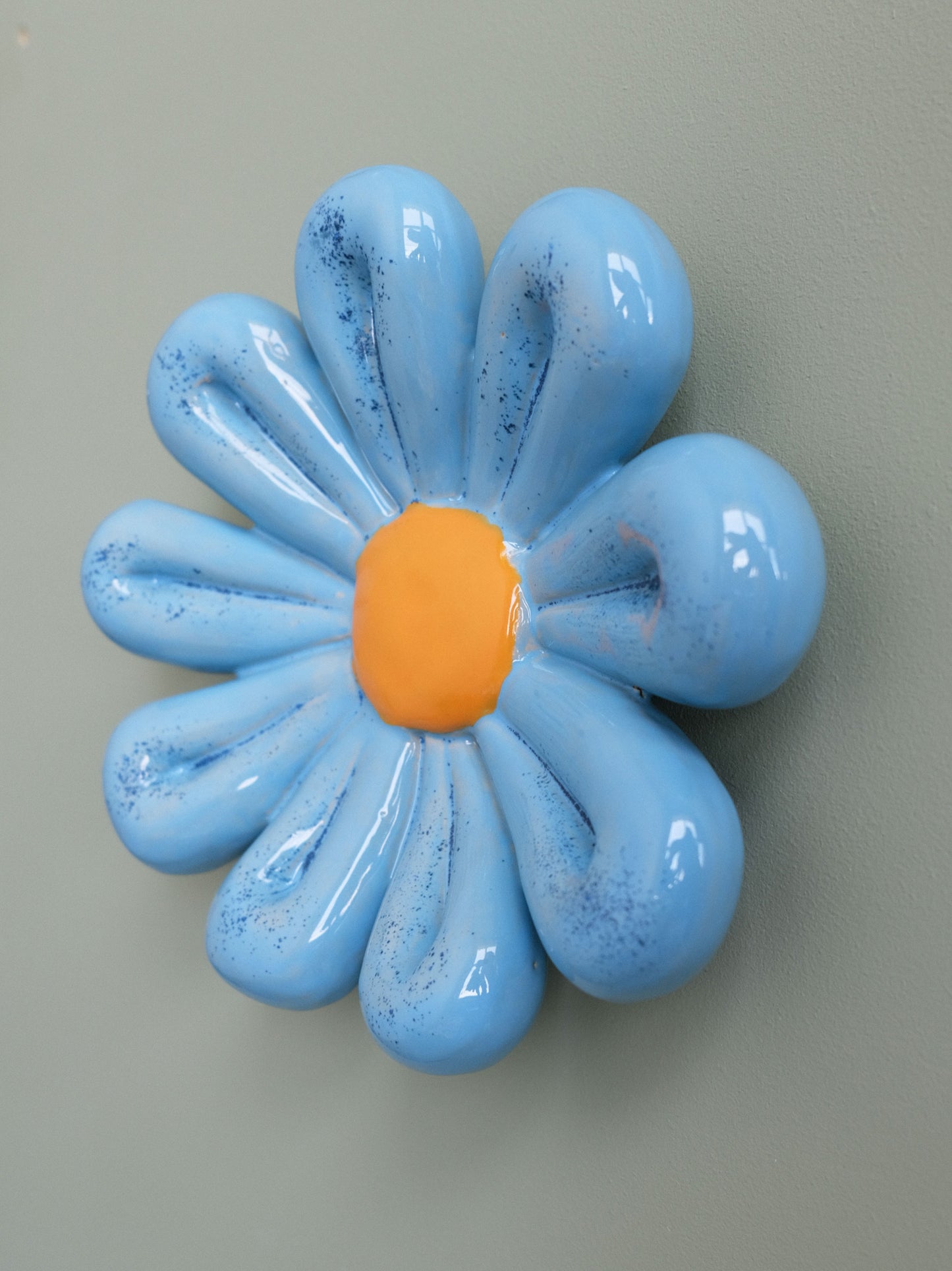 Wall Flower - Lemmikki