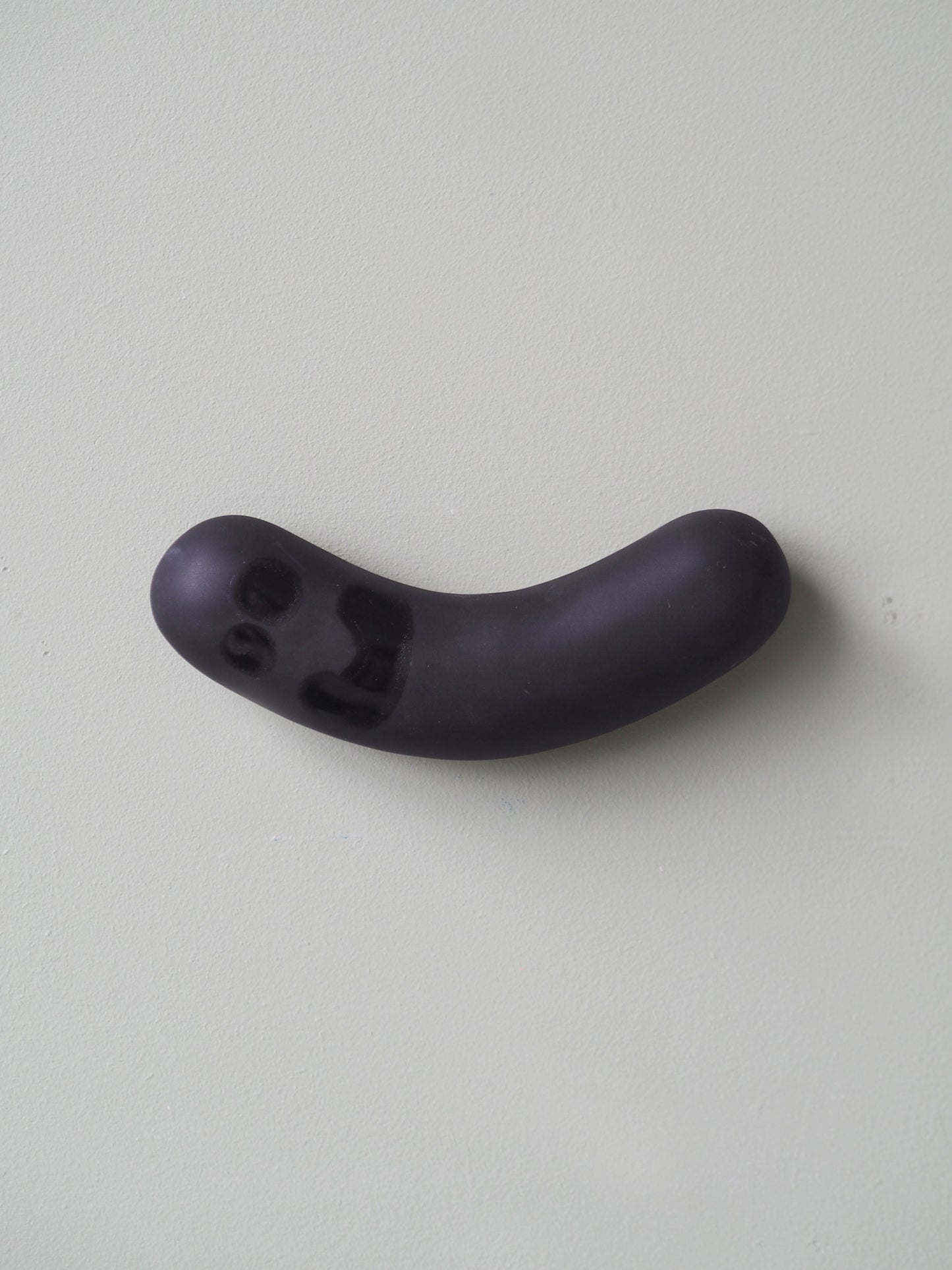 Wall Sausage - Mustamakkara no 2