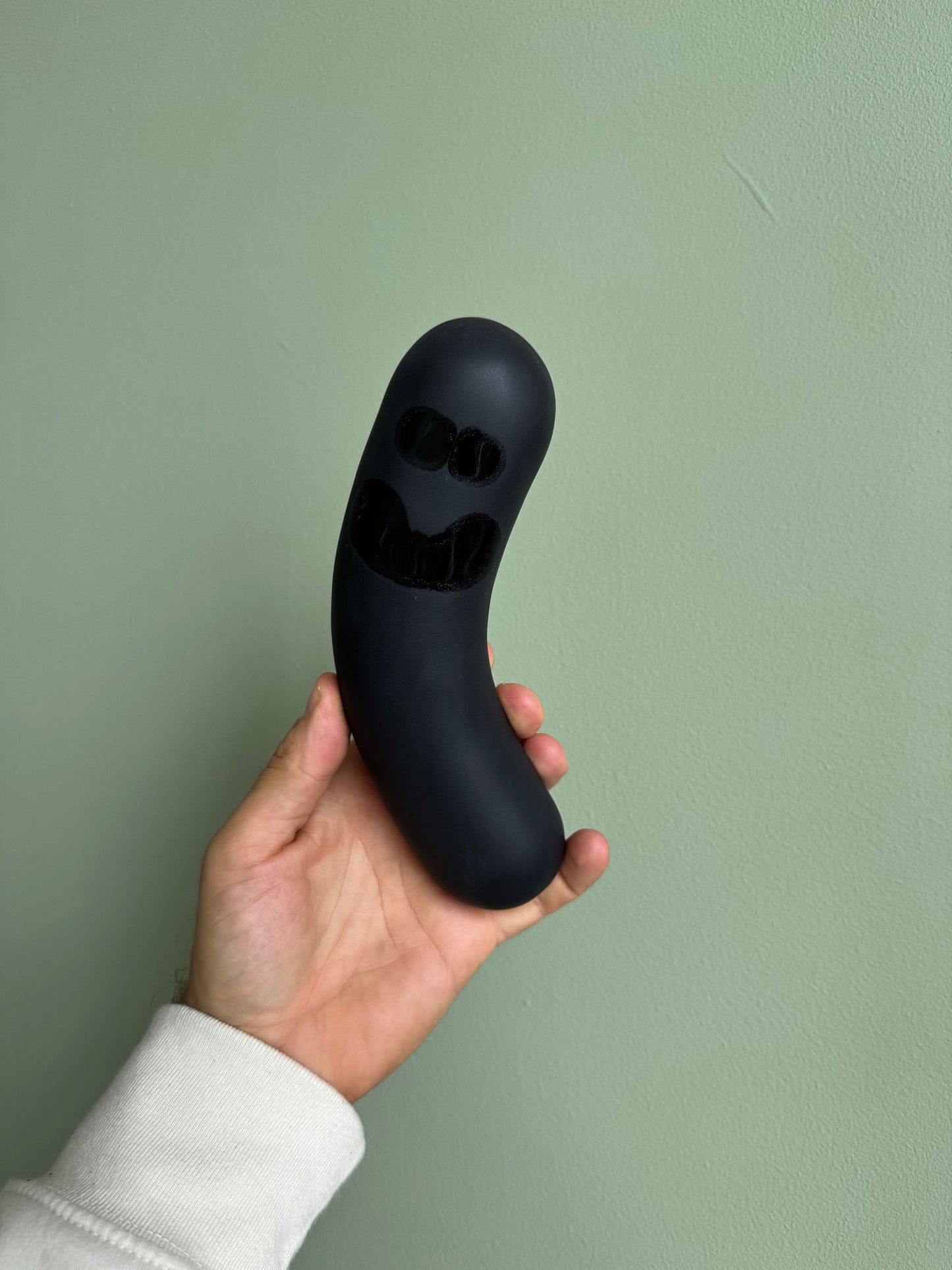Wall Sausage - Mustamakkara no 1