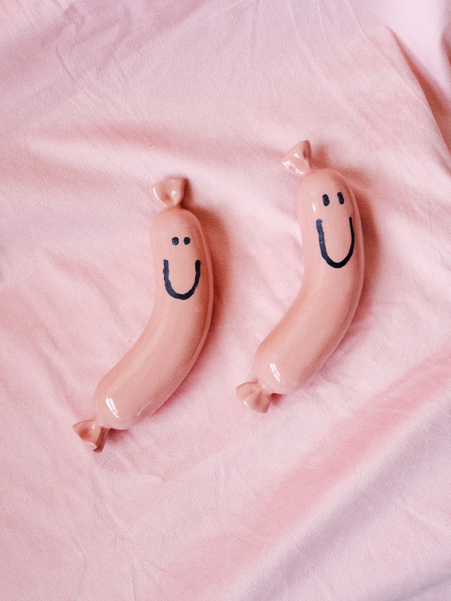 Wall Sausage - Naurava nakki 1