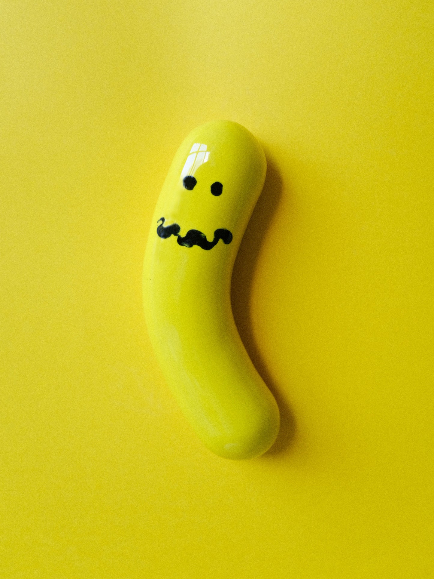 Wall Sausage Smile - Mutrusuu
