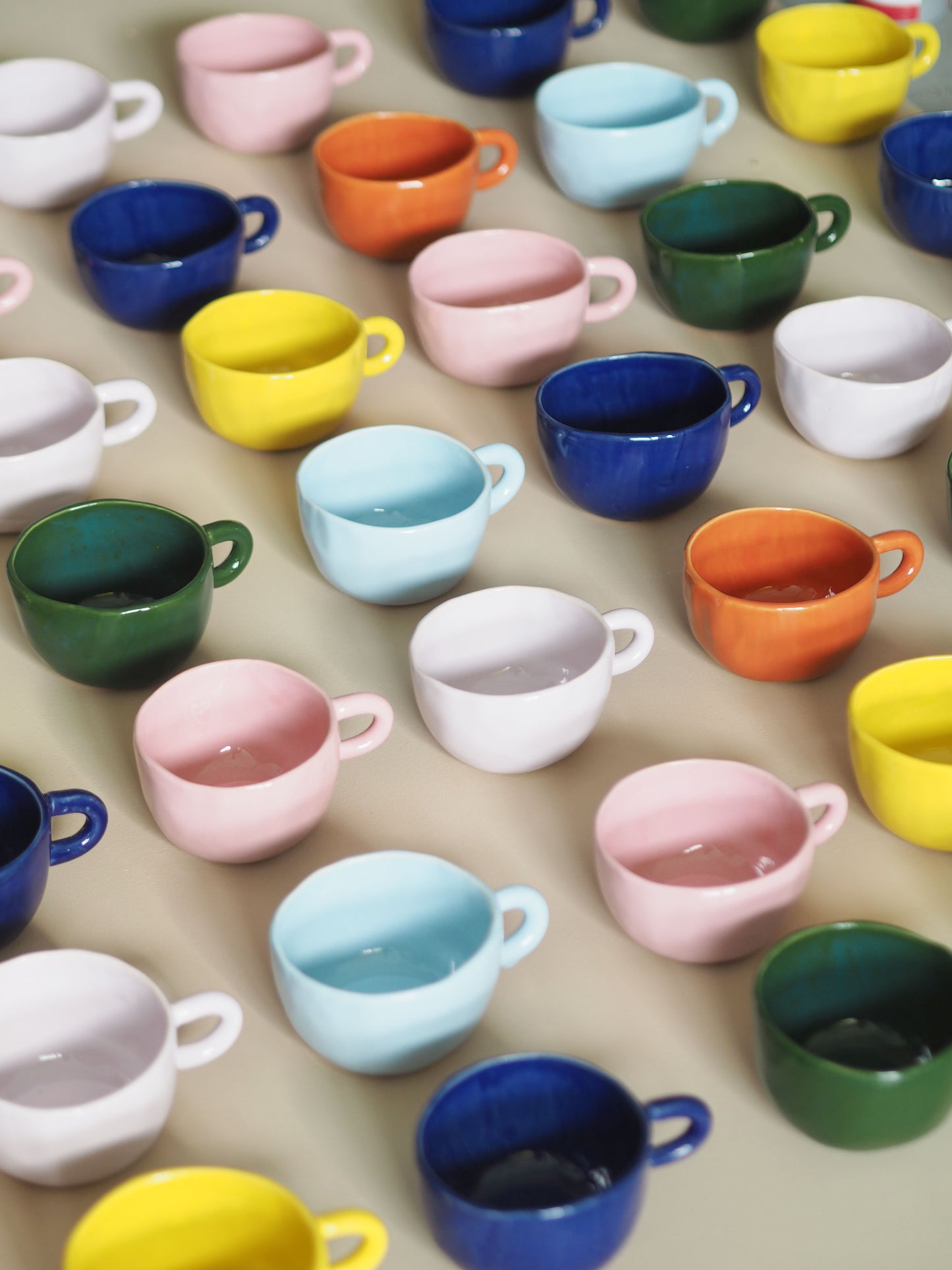 Wonky cups - Electric Blue