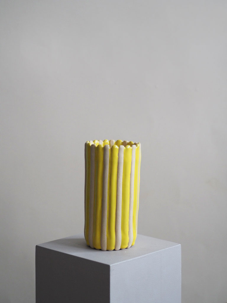 Flavor vase Yellow Stripe no. 1.1