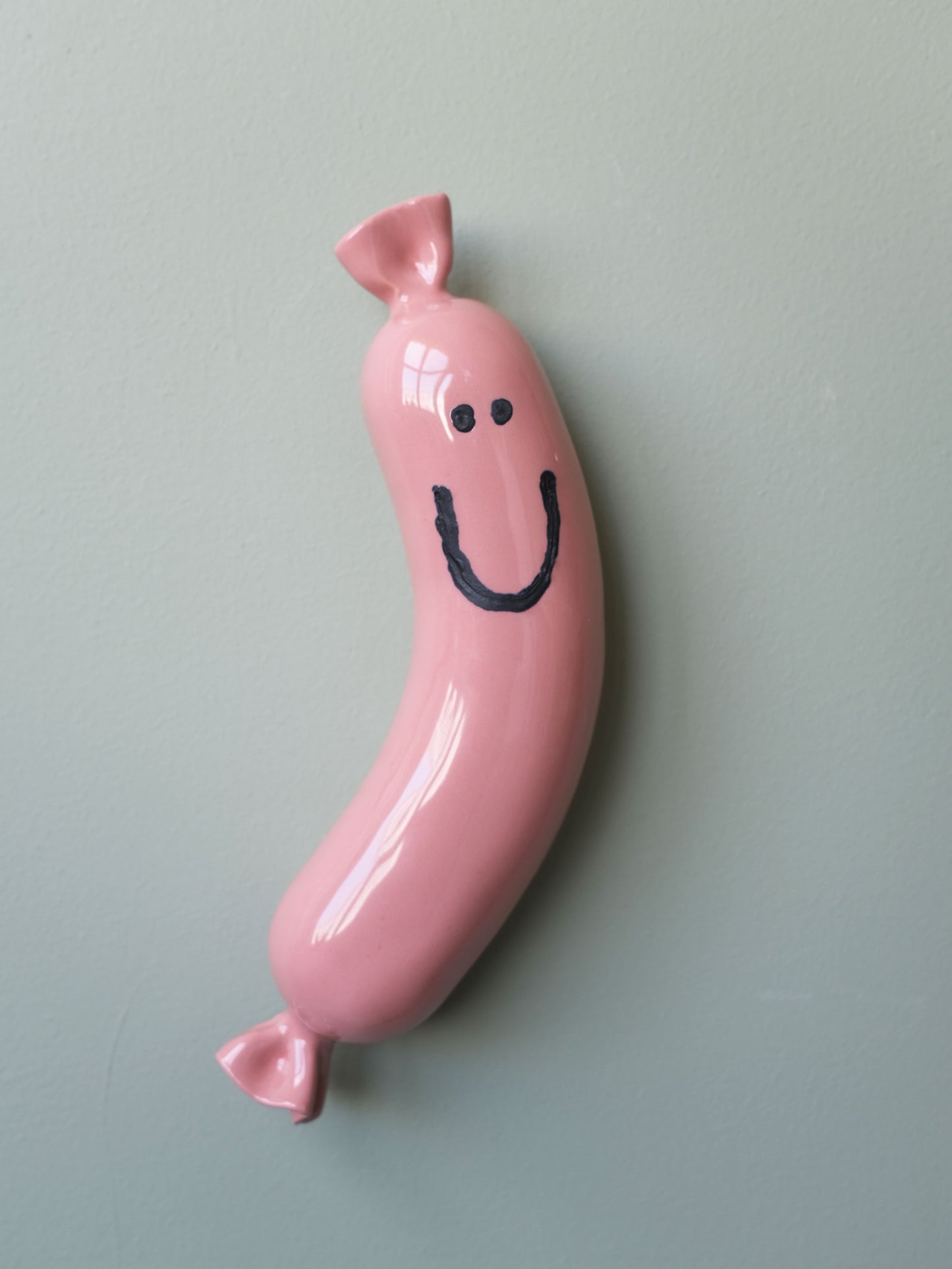 Wall Sausage - Naurava nakki 1