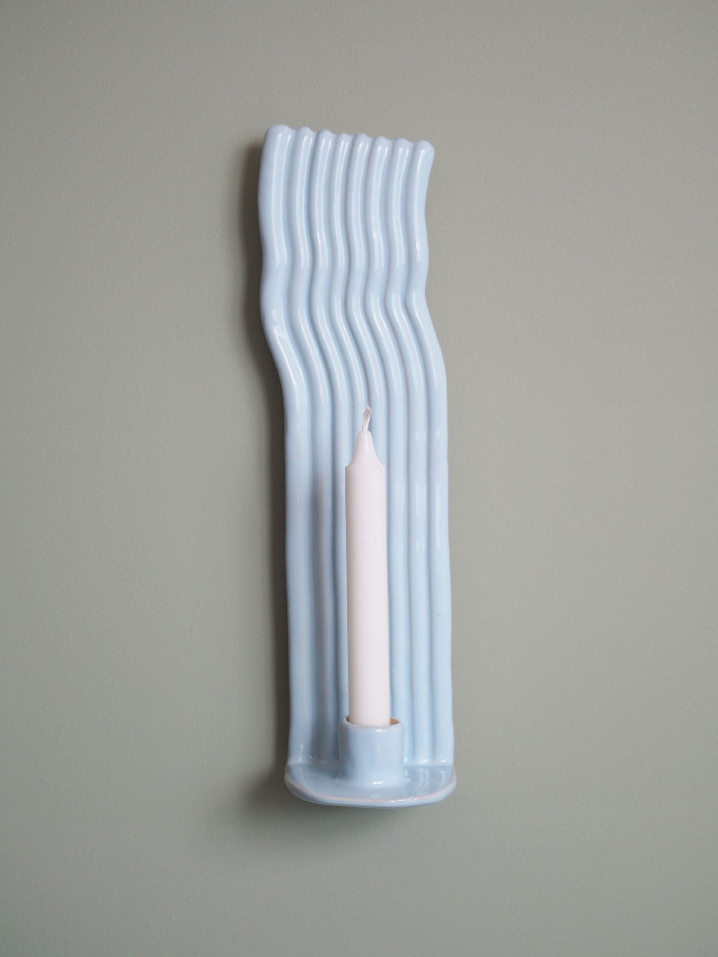 Wavy Candle Holder Babyblue, model no 2