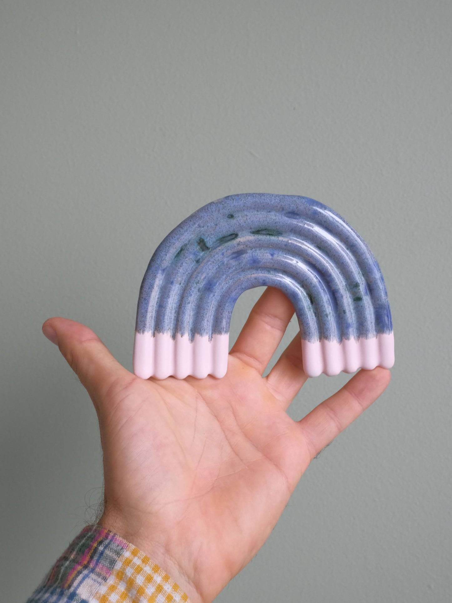 Rainbow Wall Sculpture - Syreeni Matta Pinkki dippi