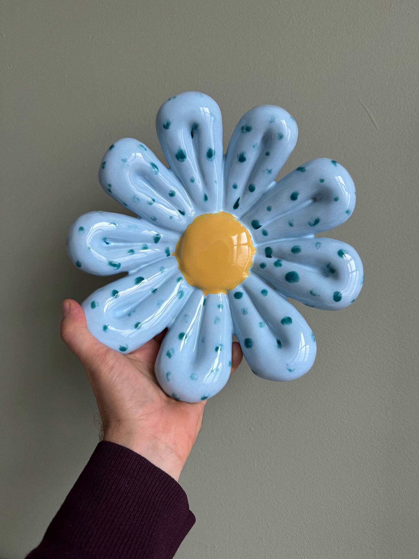 Wall Flower - Light Blue Dots
