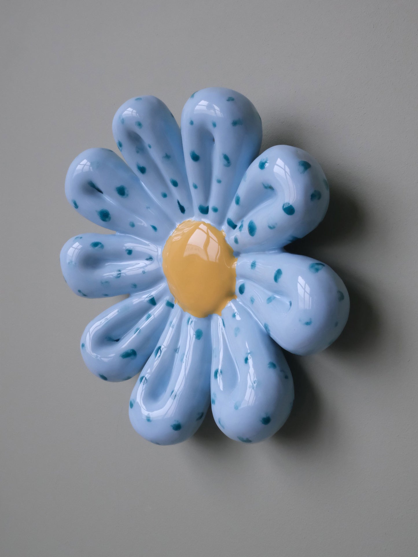 Wall Flower - Light Blue Dots