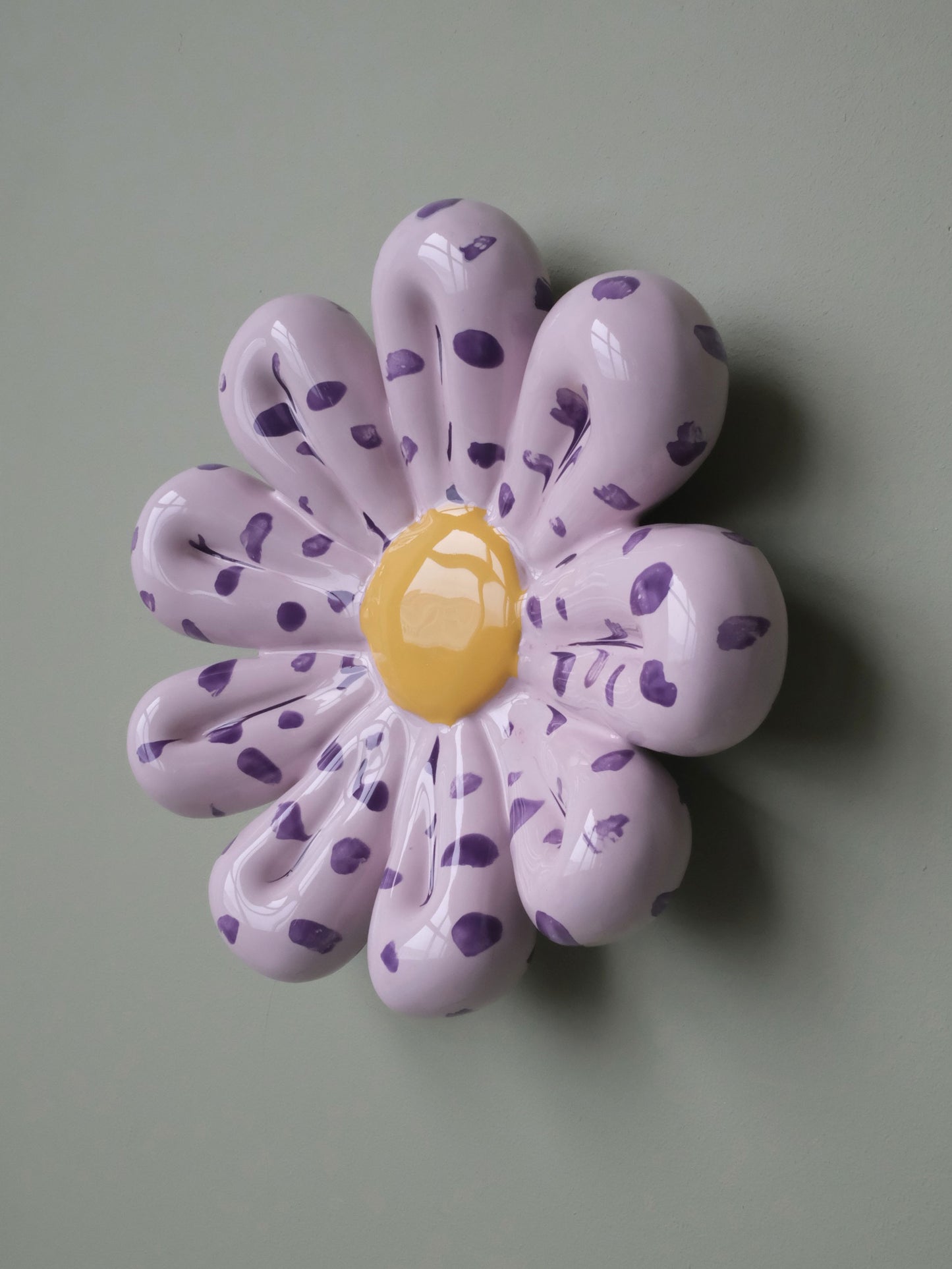 Wall Flower - Lilac Dots