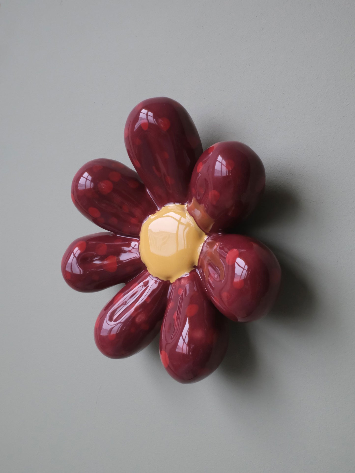 Wall Flower Mini - Red Dots