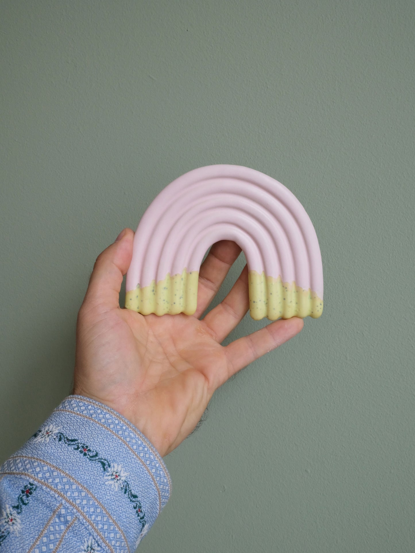 Rainbow Wall Sculpture - Mat Pink Kiwi Dip no 1