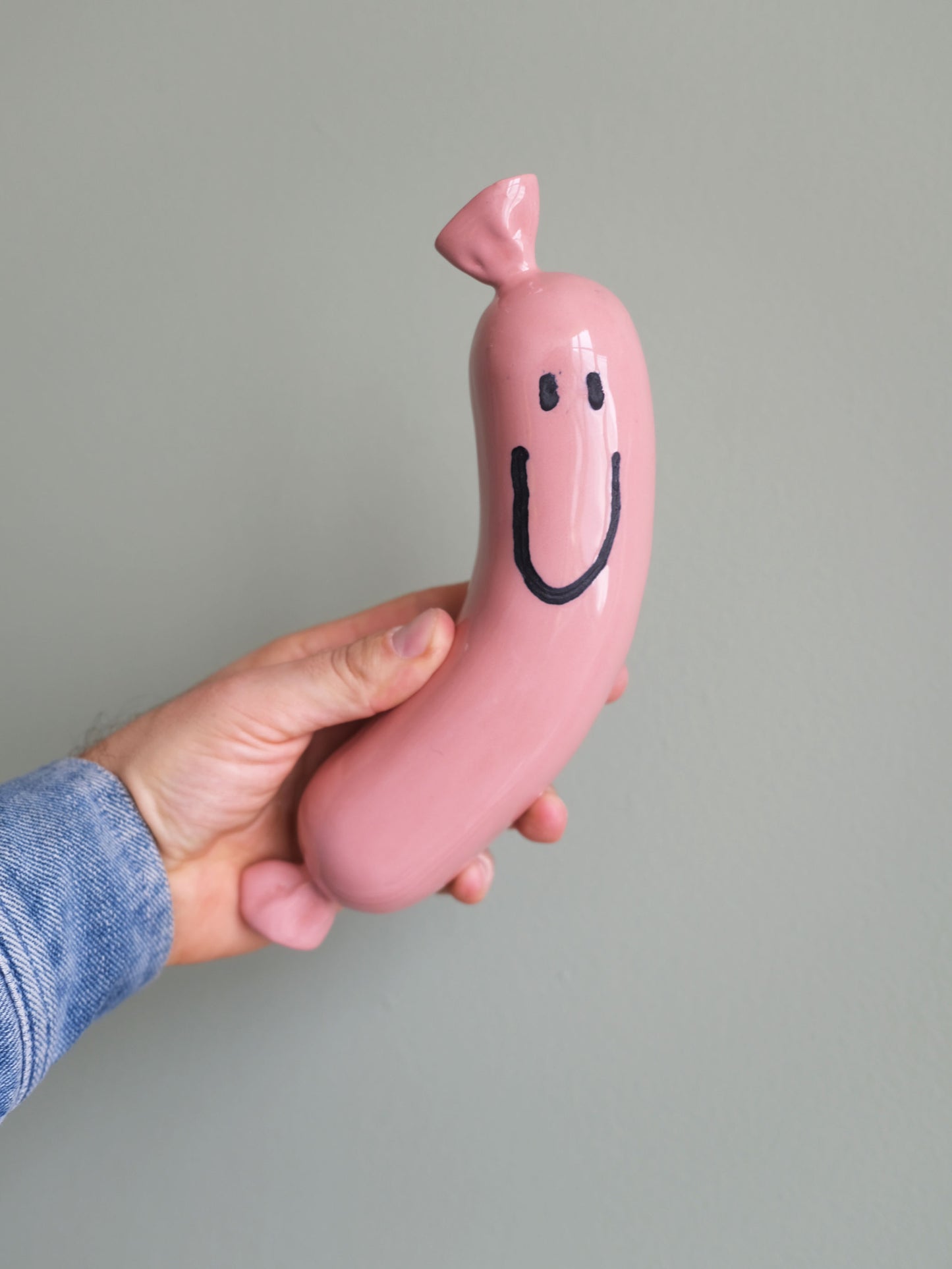 Wall Sausage - Naurava nakki 2