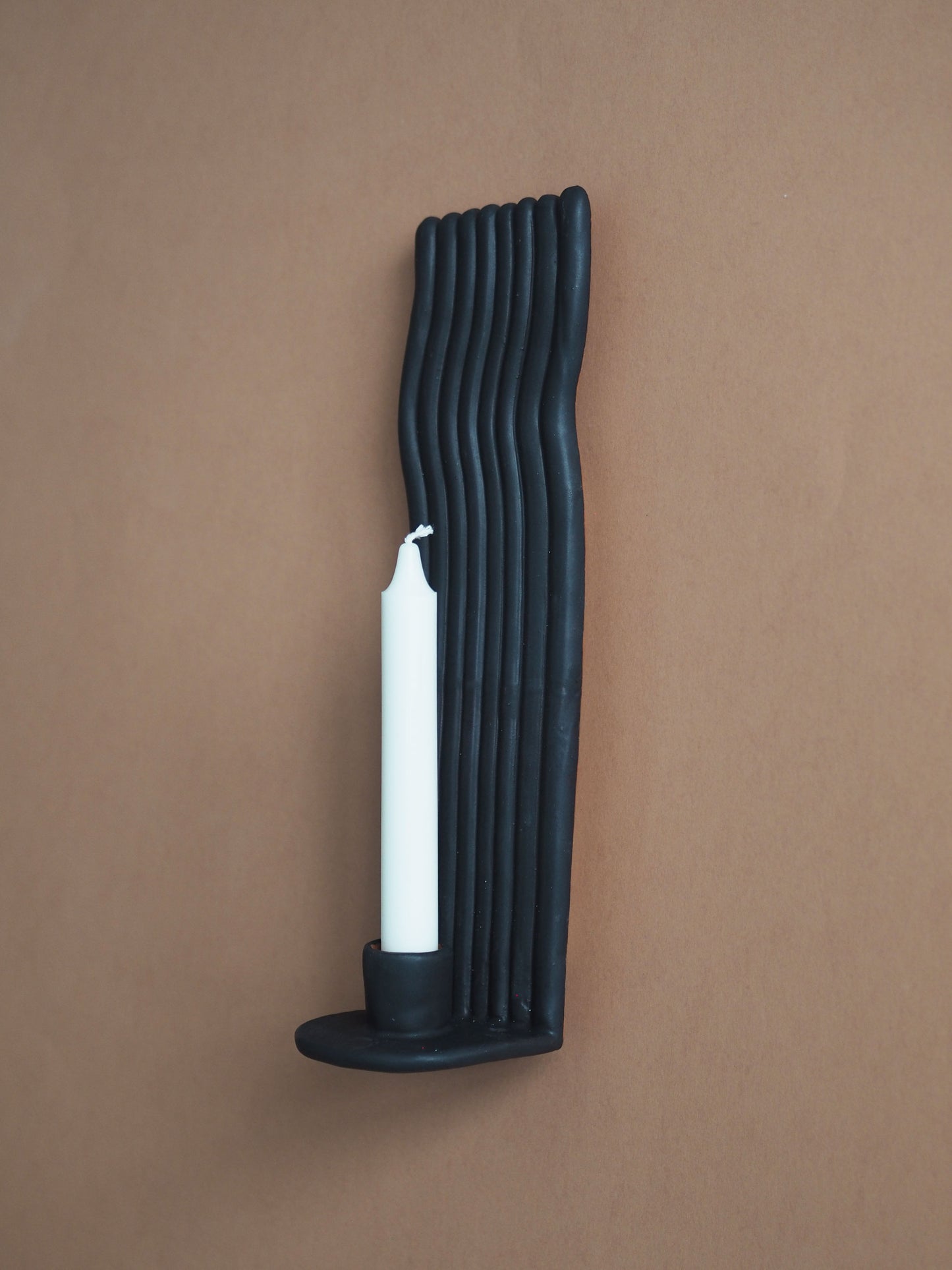 Wavy Candle Holder Matte Black, model no. 3